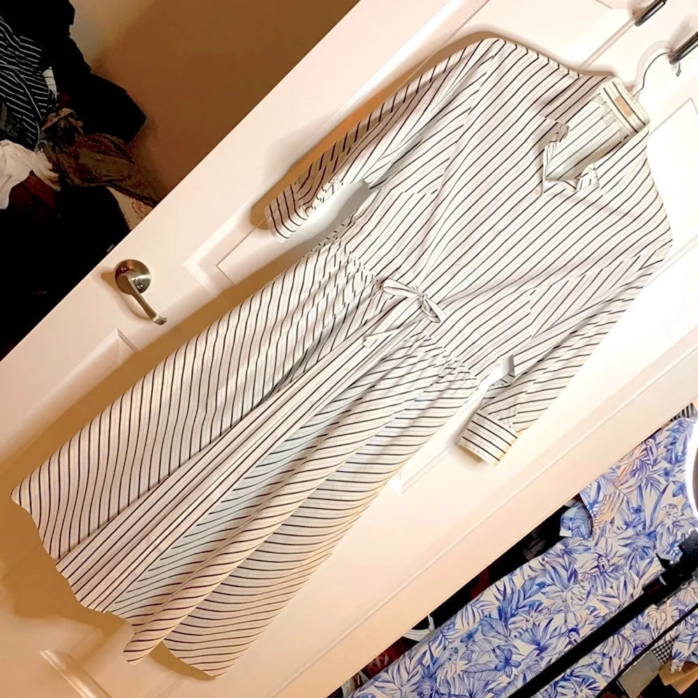 LIKE NEW ALAIA  striped 3/4 sleeve poplin shirt- dress black & white size 40